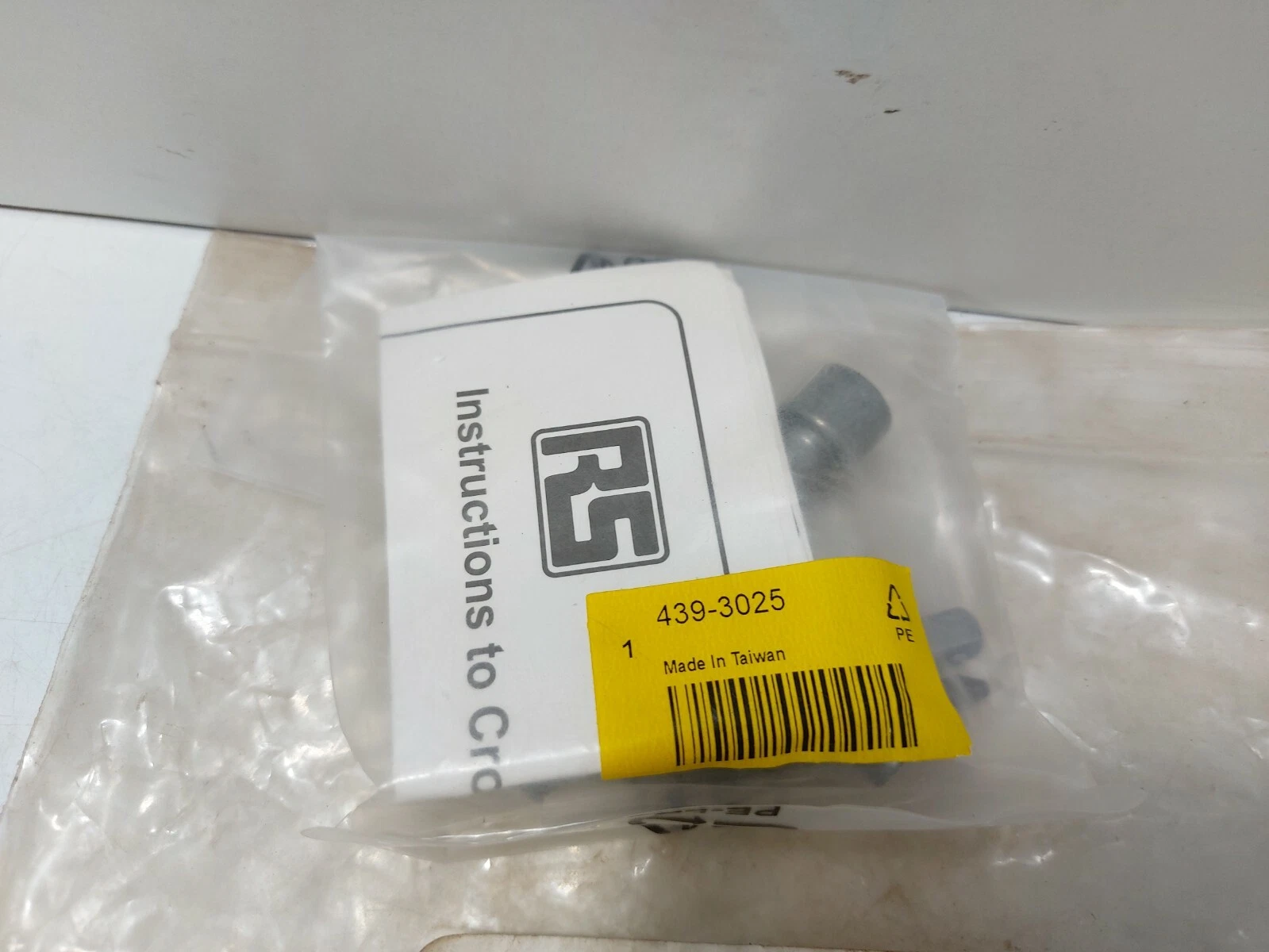 Kit de clés pour armoire de commande RS 439-3025 - Image 2