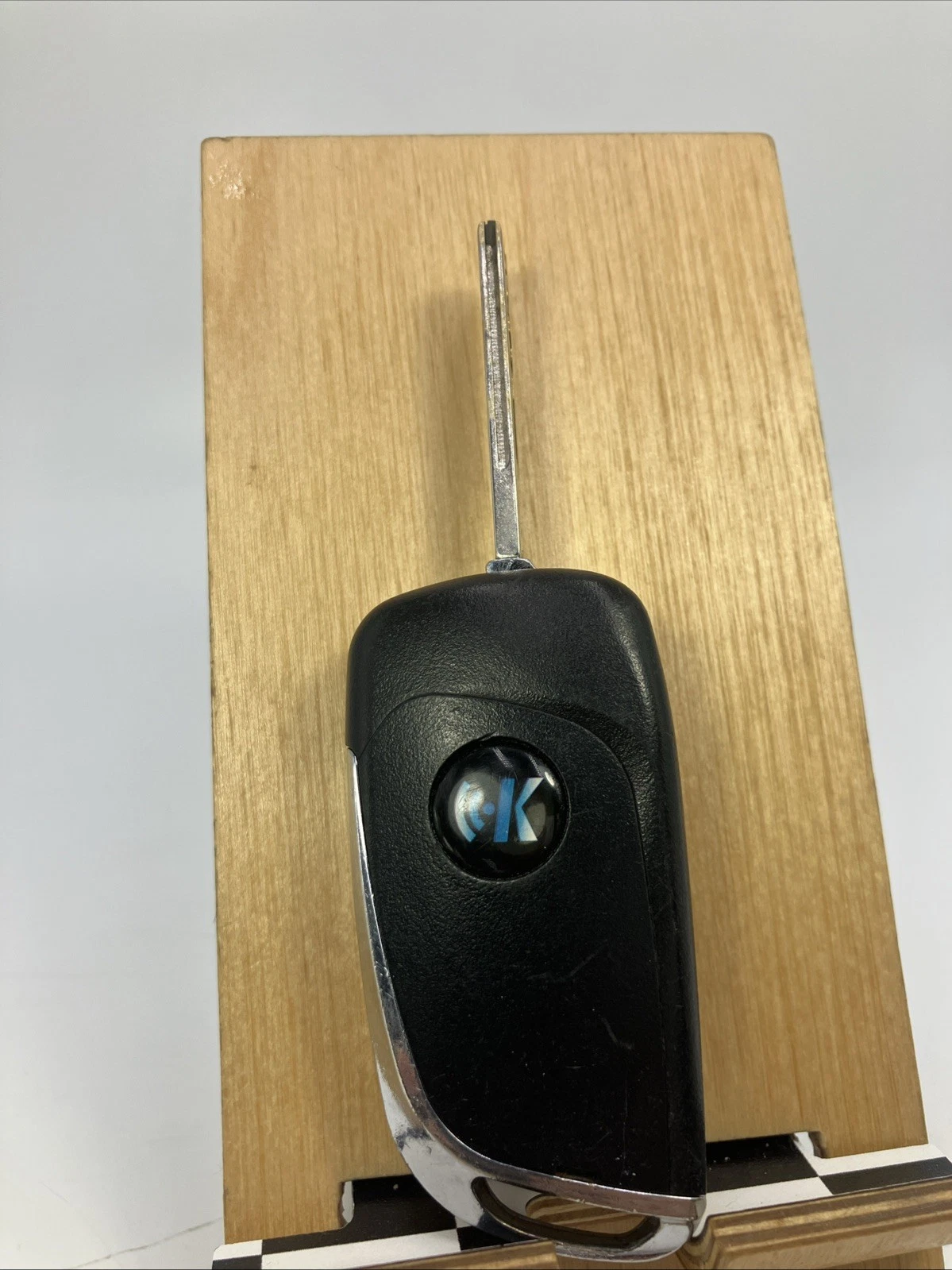 Clé Voiture FOB Universel 3 Boutons Clé à Clapet Télécommande Fonctionnelle Testée Réf: D22 - Image 1