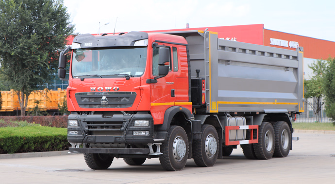 in Stock/Second Hand/Used/New / HOWO Tx 8X4 Dump Truck 10 Wheel - Image 5