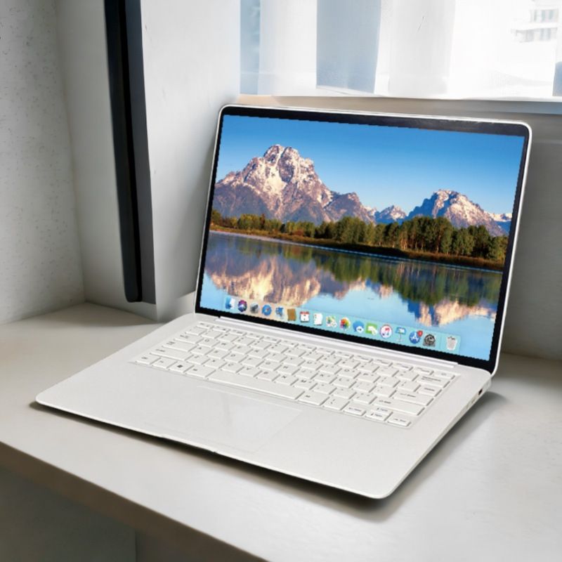 13 Inch Macbook Pro 13.3 Inch MacBook Pro Laptop Model, Simulation Prop, Fake Computer Counter Model Machine. - Image 1