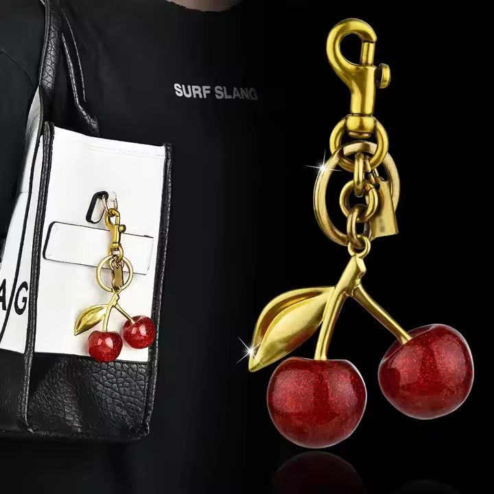 Custom Crystal Keychain Female Charm Keyring Beautiful Car Keychain 3D Crystal Cherry Keychain - Image 4