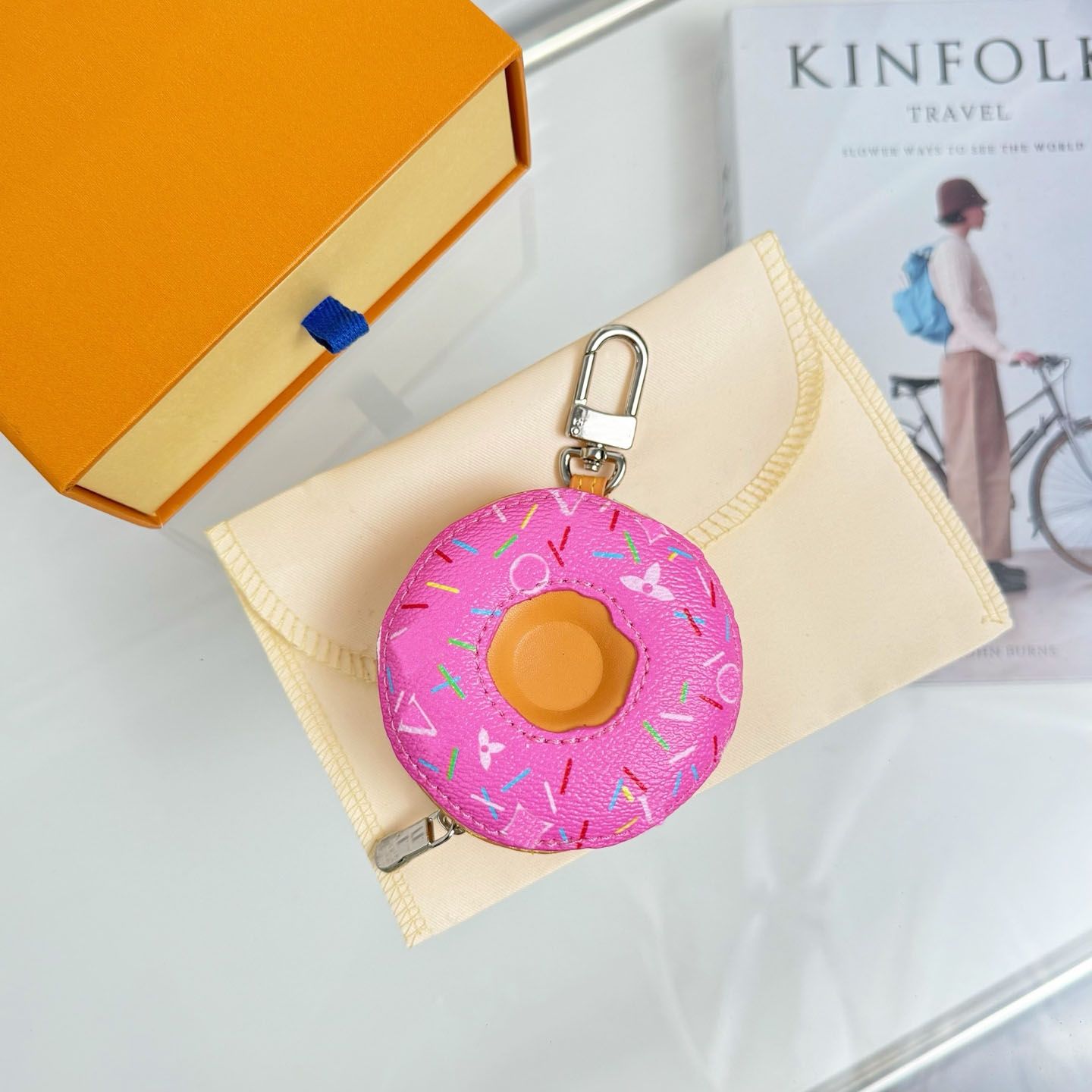 Classic Donut Bag Key Holder Pizza Charm Keychains Hamburger Leather Metal pendant key ring Frog Keychain Purse charm Car keychain Gift - Image 2