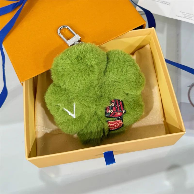 Keychains Lanyards Designer Keychains Women Wool Bag Hanging Men Fashion Car Keychain Clover Model Key Chain Letter Bag Pendant - Image 2