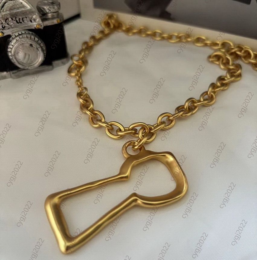 French Simple Schiaparelli key series couple necklace Hiphop Rock Vintage Jewelry Thick Chain Necklace Sweater Chain - Image 2