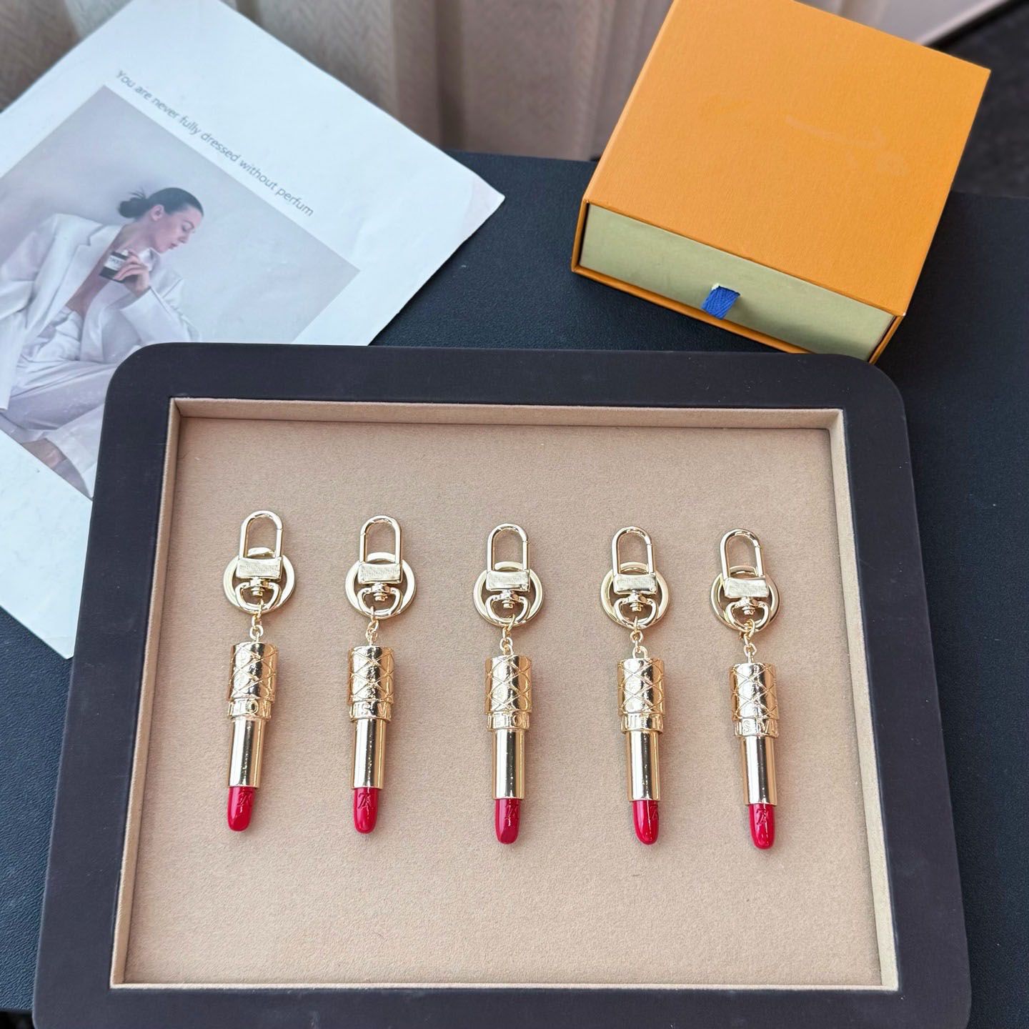New Luxury Lipstick Keychains 18K Gold Lipstick Car Keyring Charms Fashion Designer Lanyards Key Rings Bags Pendant High Quality Accessories - Image 3