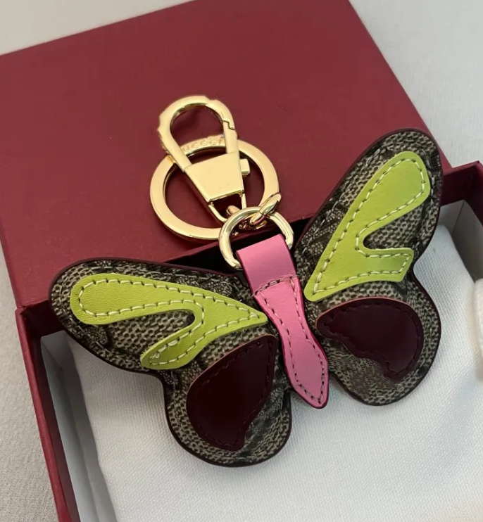 2026GGs designer keychains for women/men dog owl luxury key rings car keychain bag accessories classic and fashionable official key chains gift car Accessories box - Image 2