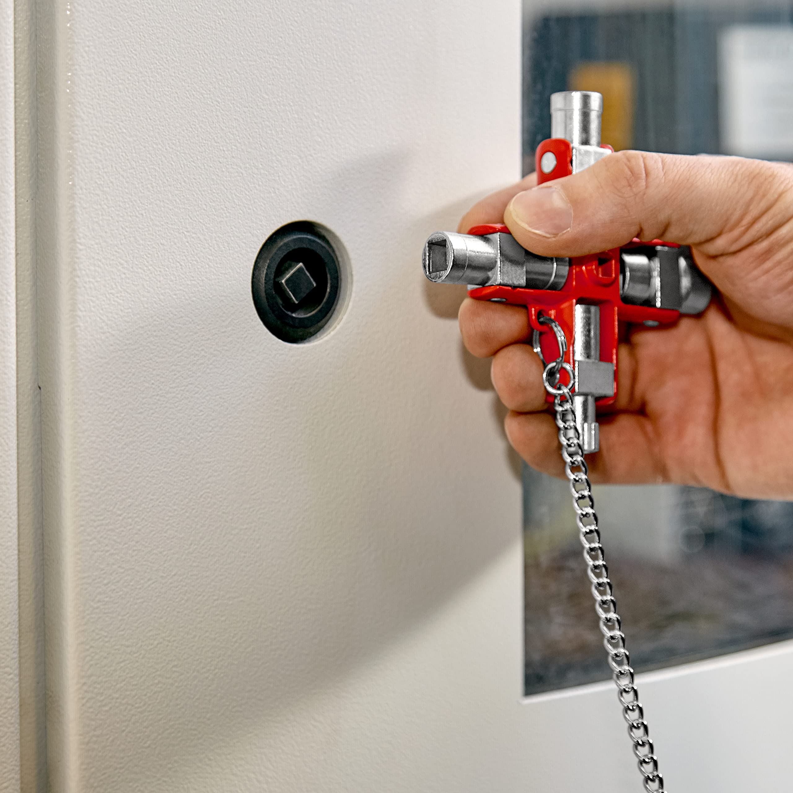 KNIPEX 00 11 06 Universal Key for all standard cabinets and shut-off systems 90 mm - Image 4