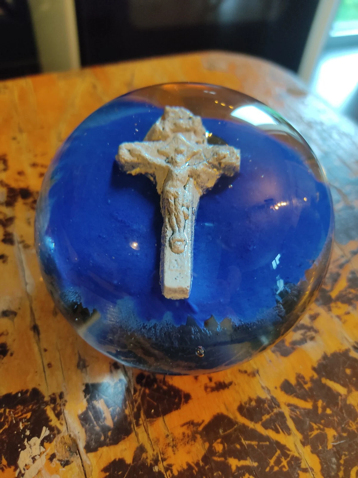 Ancien sulfure presse papier verre Cabinet Curiosité Crucifix Croix Curiosa Art - Image 3