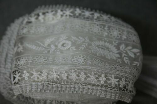 Cabinet circa 1880. Une arlésienne, avec sa coiffe traditionnelle.  | eBay - Image 4