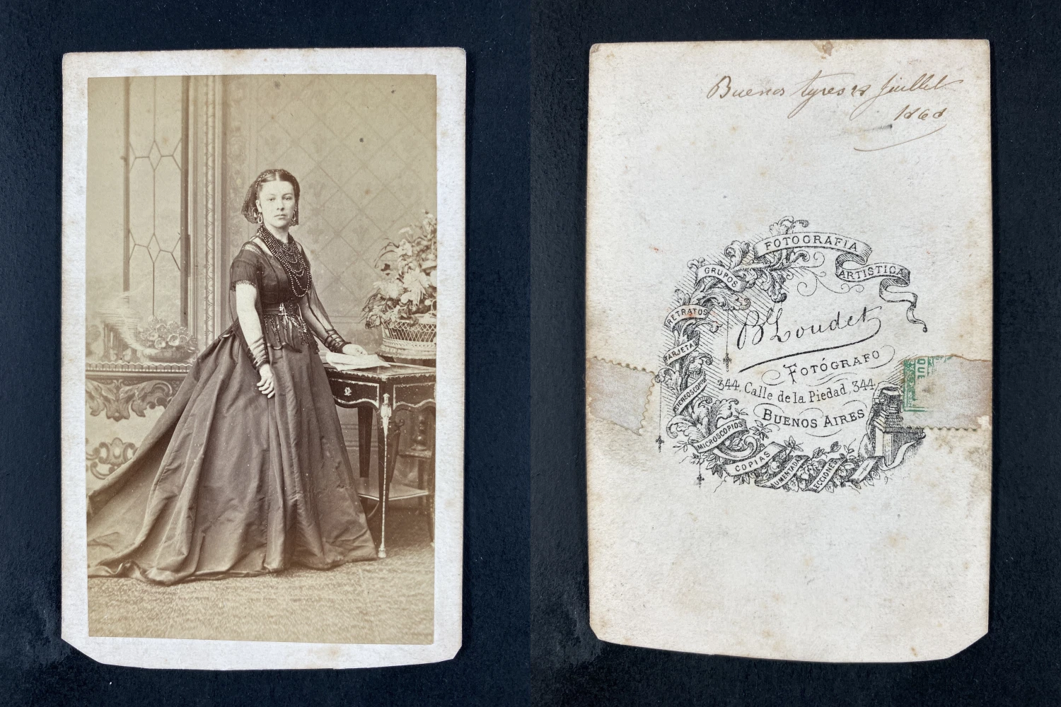 Loudet, Buenos-Aires, Dame au collier Vintage cdv albumen print. CDV, tirage - Image 1