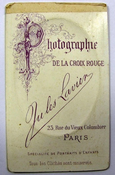 CDV Femme robe c1880 photographie de la Croix Rouge Jules Lavier Paris - Image 4
