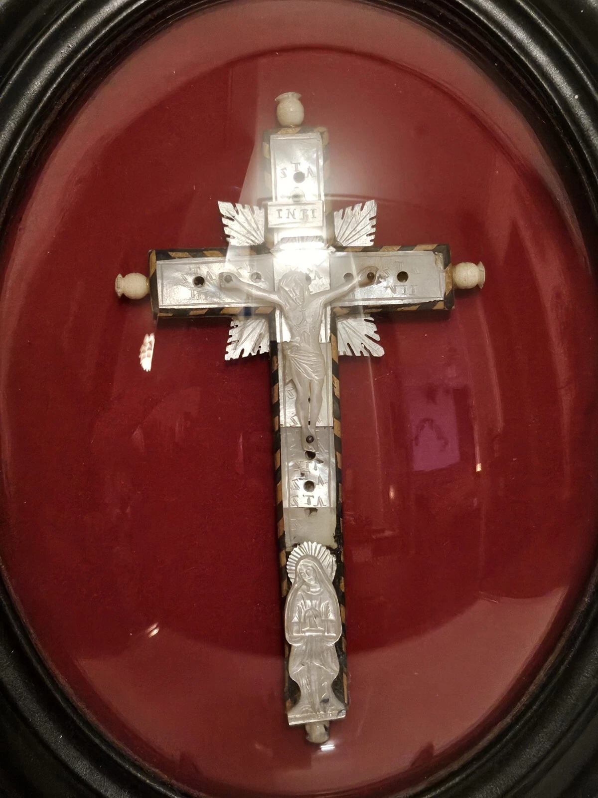 Passion Christ croix crucifix Nacre Art Populaire. Période NAPOLÉON 3./ .1870 - Image 1