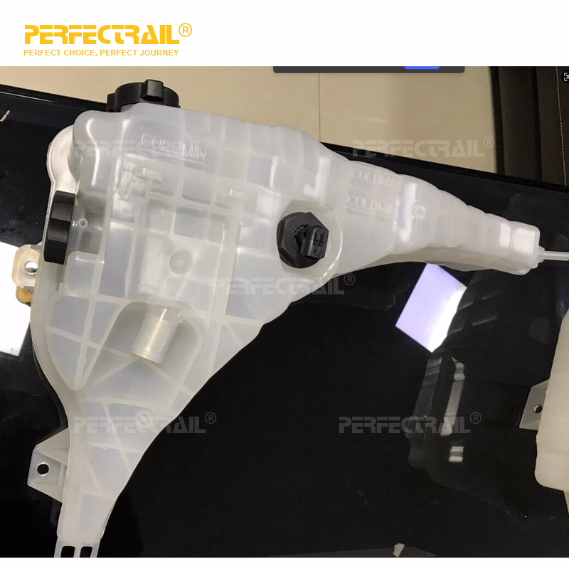 PERFECTRAIL A05-25263-007 Auto Car Truck Parts Engine Coolant Reservoir Water Expansion Tank for Freightliner Cascadia 2008-2018 - Image 2