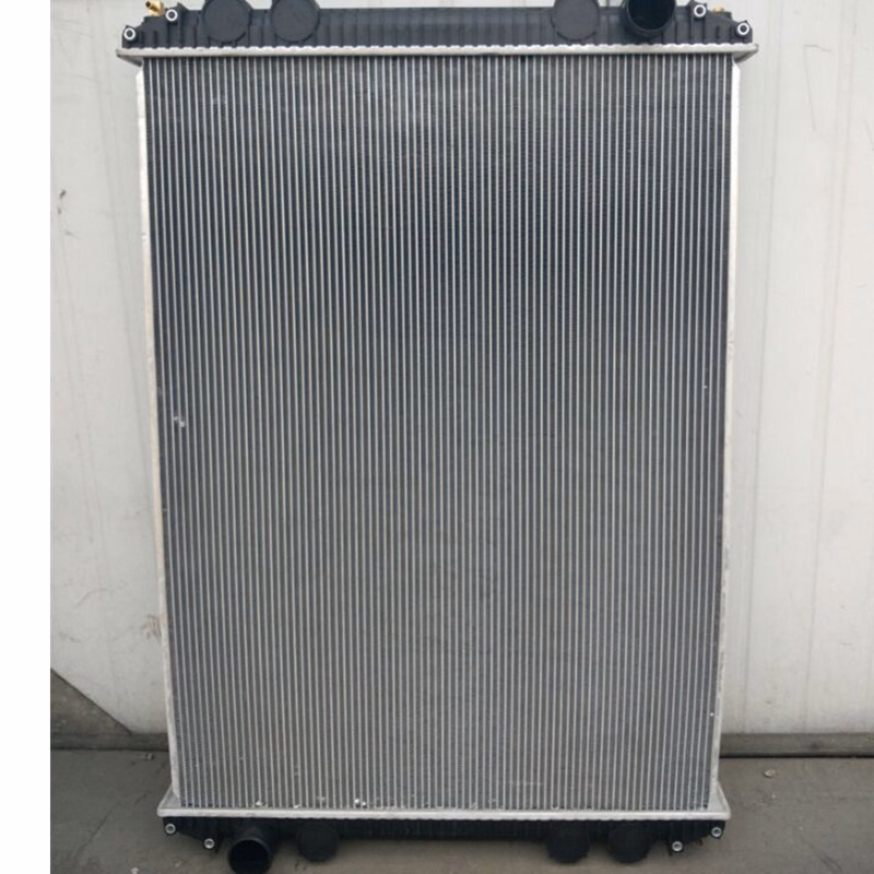 Engine Cooling System Water Radiator 2001-1716 Hdc010077PA for Freightliner Columbia Series - Image 2