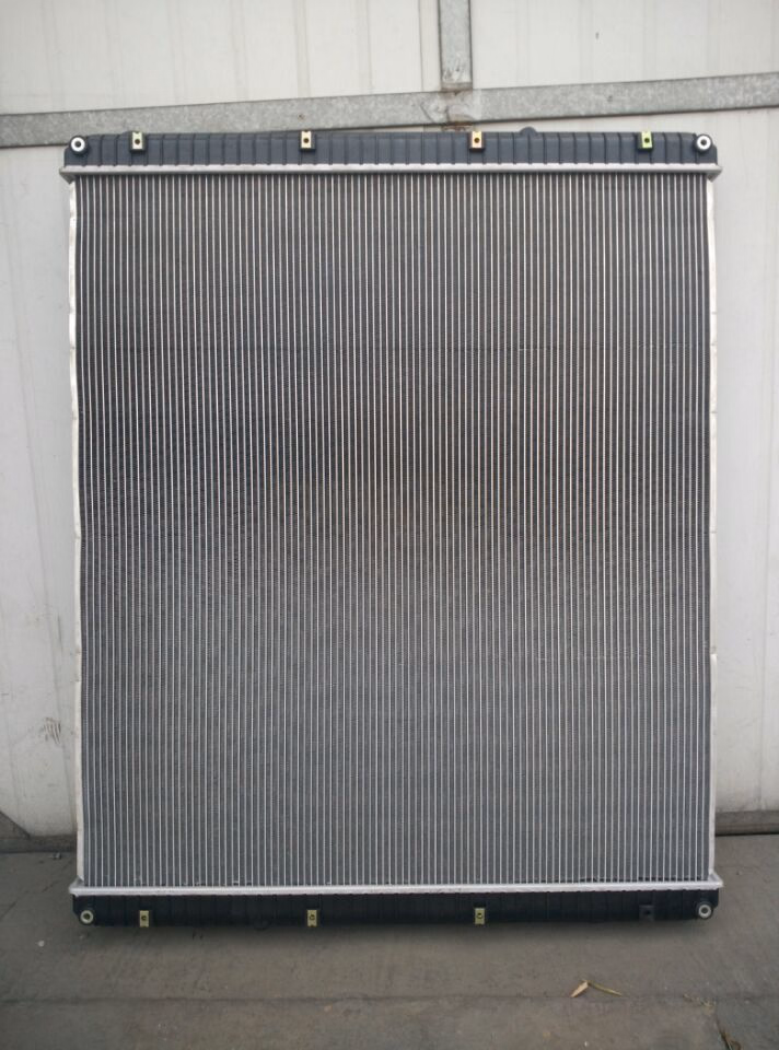 0526620004 A0526615020 2001-1725 Radiator for Freightliner Cascadia Columbia Truck - Image 2