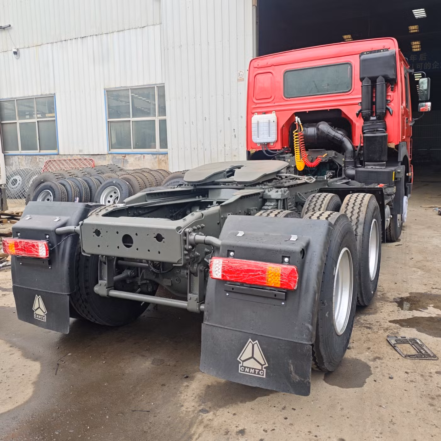 New and Used Second Hand Sinotruk HOWO/ Shacman Tractor Transport Cargo Truck Heavy Duty Truck Price Used Freightliner - Image 5