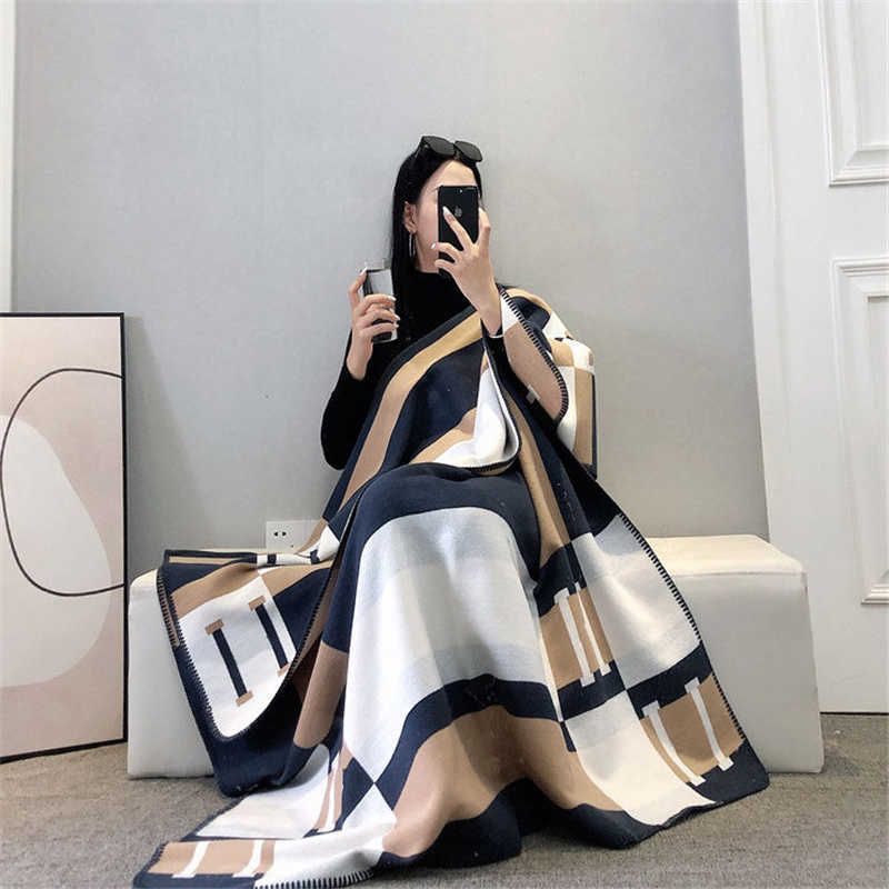 Designer Cashmere Blankets Luxury siesta Blanket Letter Home Travel Throw Summer Air Conditioner Blanket Beach Towel Womens Soft Shawl - Image 4