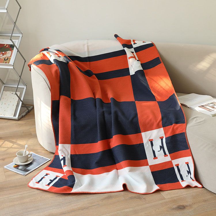 Thicken Cashmere Blankets Sublimation Letter Home Travel Throw Winter Baby Beach Blanket Towel Womens Soft Shawl Warm 135*175cm DH89 - Image 1