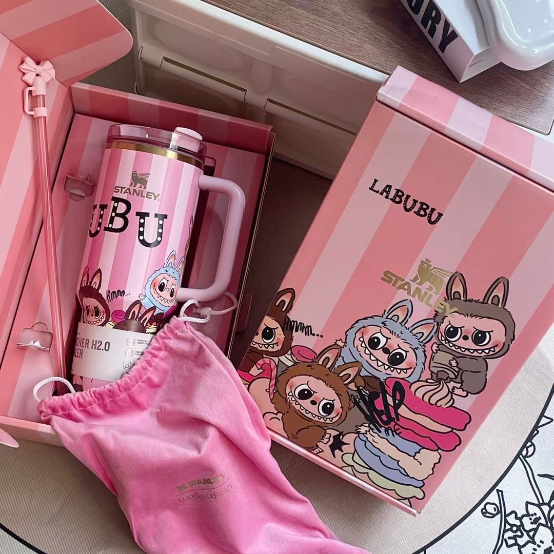 Stanley x Labubu 40oz Tumbler | Cute Cartoon Collectible | Insulated Sweat-Proof w/ Carry HandlePink style L250705LL81 - Image 5