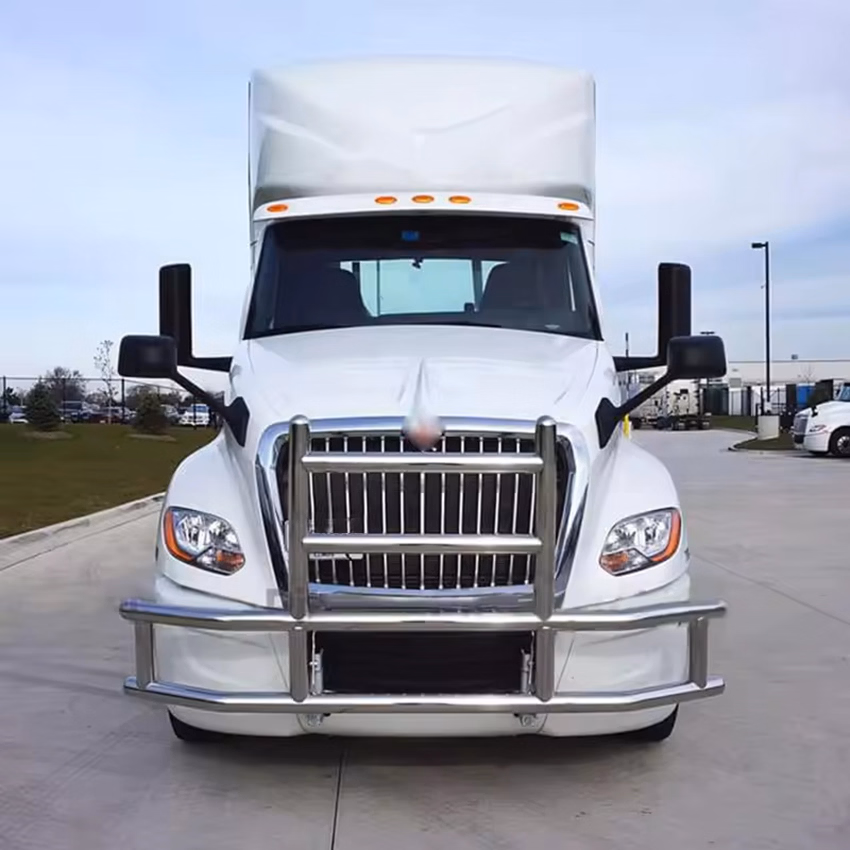 High Quality Front Grille Bumper Deer Guard Fit for Freightliner Cascadia Semi Truck Moose Bumper Price - Image 3