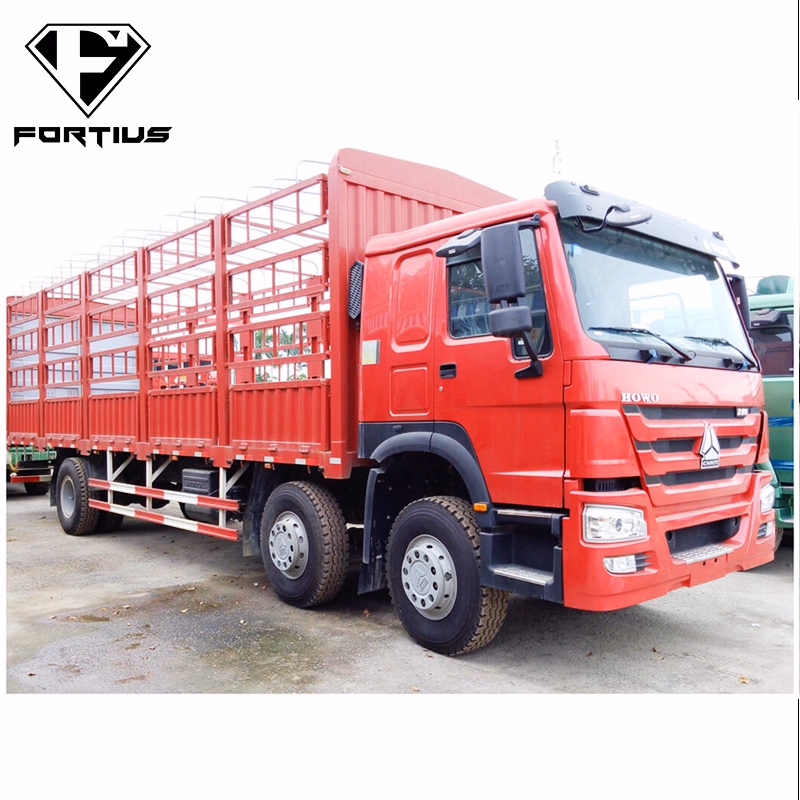 Sinotruk HOWO Max HOWO T5g Nx 380HP 400HP 430HP 8X4 6X4 6X2 4X2 Stake Camion Cargo Truck Freightliner Trucks for Livestock and Poultry Transportation - Image 4