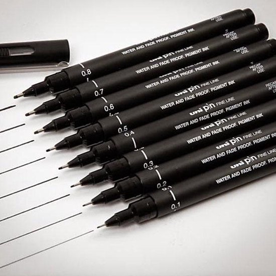 Uni Pin Fine Liner - 0.8mm zwarte schetspen - Image 2