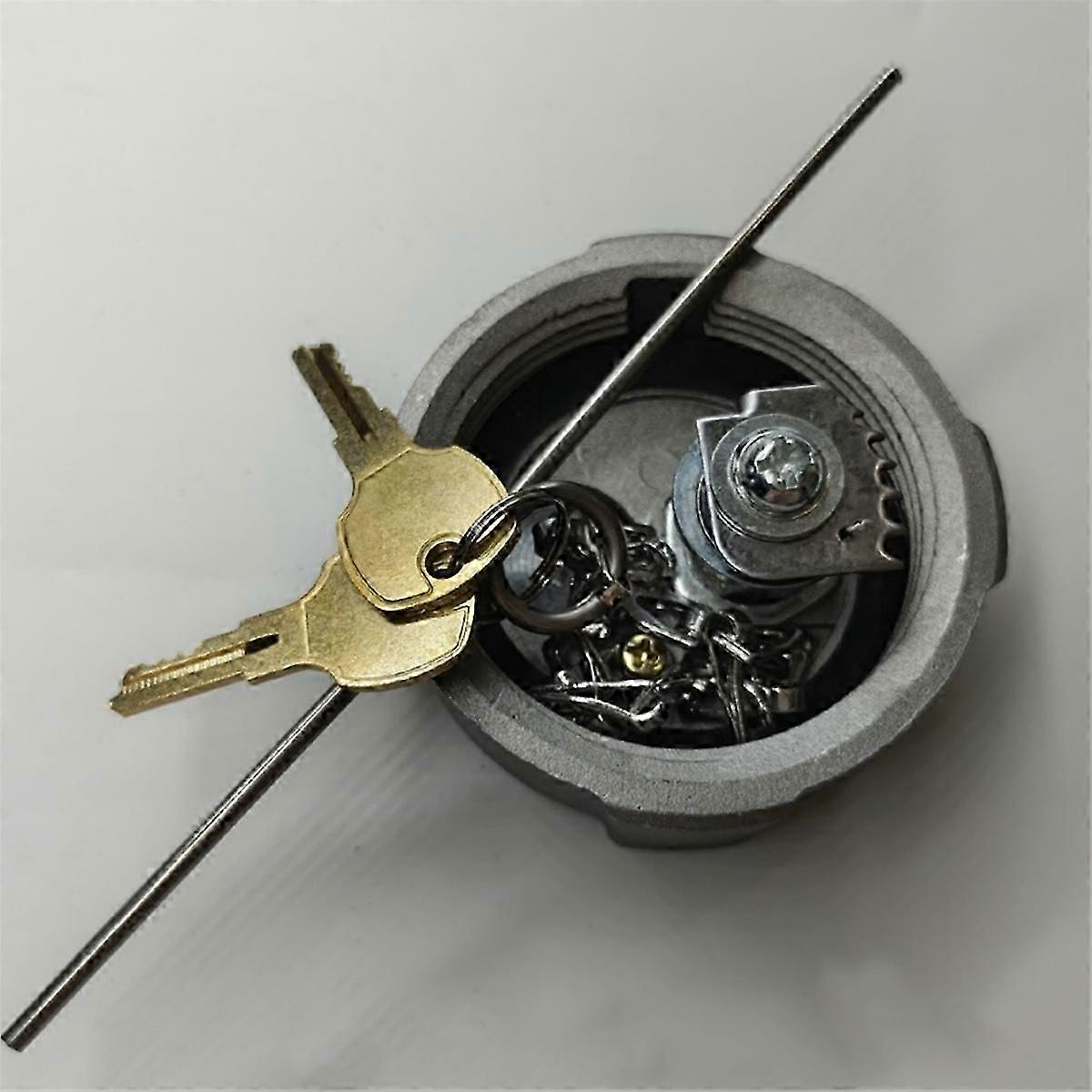Locking Diesel Fuel Cap FTA-C-13 for Freightliner - Image 2